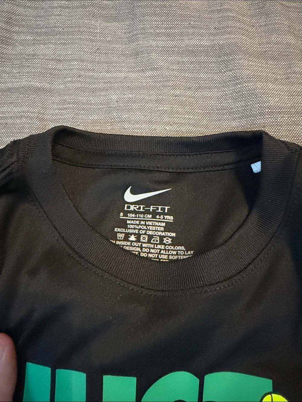 Nike Black & Green 'Just Do It' Tennis Graphic Kids Set